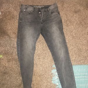Gray wash American Eagle Mom Jeans Brand New!!!